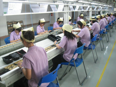 深圳海恩科技 引領高效充電，詳解高性能歐州6級能效3A輸出4USB墻壁充電器